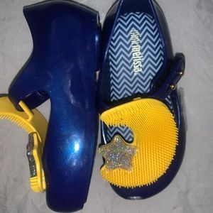 Toddler Mini Melissa! Blue Ultra Moon shoes! Size 7